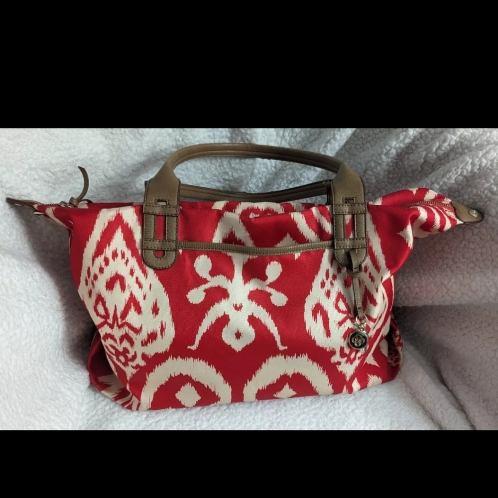 Stella & Dot The Getaway Collection Red IKat Bag ❤️Hello Beautiful